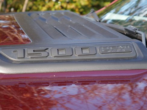 Used 2019 RAM 1500 Sport w/ Level 2 Equipment Group image 16