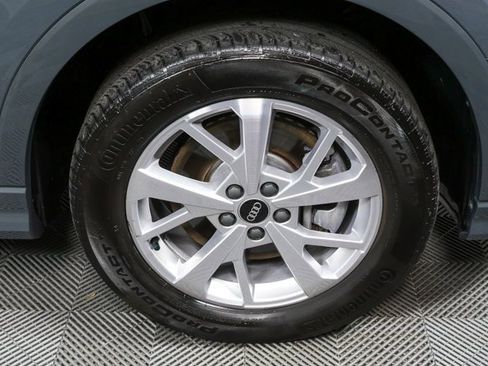 Used 2023 Audi Q3 2.0T Premium w/ Convenience Package image 37