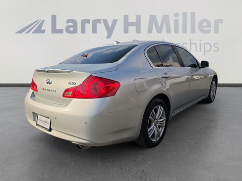 Used 2013 INFINITI G37 x Sedan w/ Premium Pkg AWD/4WD image 5