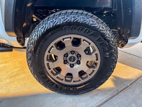 New 2025 Toyota Tacoma 4x4 Double Cab Hybrid image 12