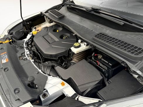 Used 2016 Ford Escape SE w/ Equipment Group 201A image 28