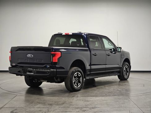 Used 2023 Ford F150 Lightning XLT image 8