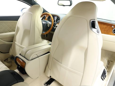 Used 2016 Bentley Continental GT image 60