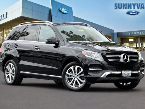 Used 2019 Mercedes-Benz GLE 400 4MATIC image 1