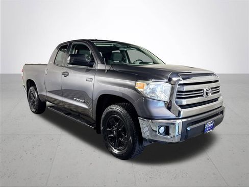 Used 2017 Toyota Tundra SR5 image 4