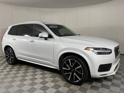 Used 2021 Volvo XC90 T6 Momentum w/ Advanced Package AWD/4WD image 10