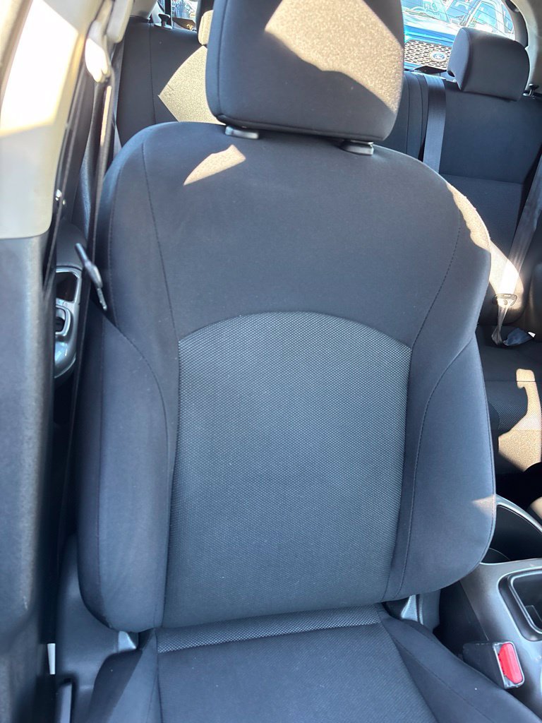 Used 2014 Nissan Juke S AWD/4WD image 28