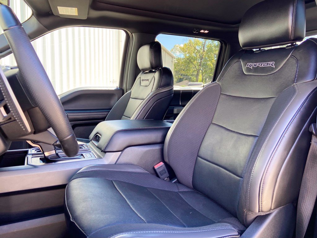 Used 2020 Ford F150 Raptor w/ Equipment Group 802A Luxury AWD/4WD image 19