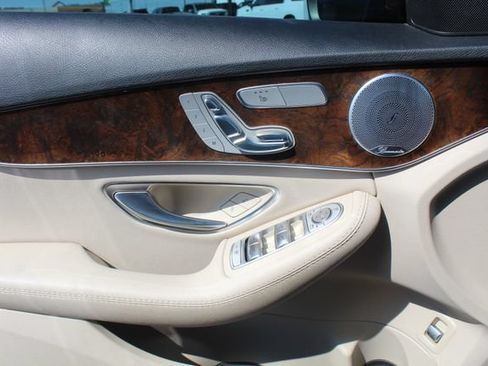 Used 2018 Mercedes-Benz C 300 4MATIC Sedan image 30