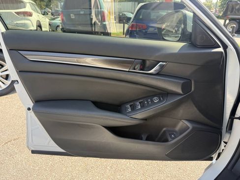 Used 2020 Honda Accord Sport image 22
