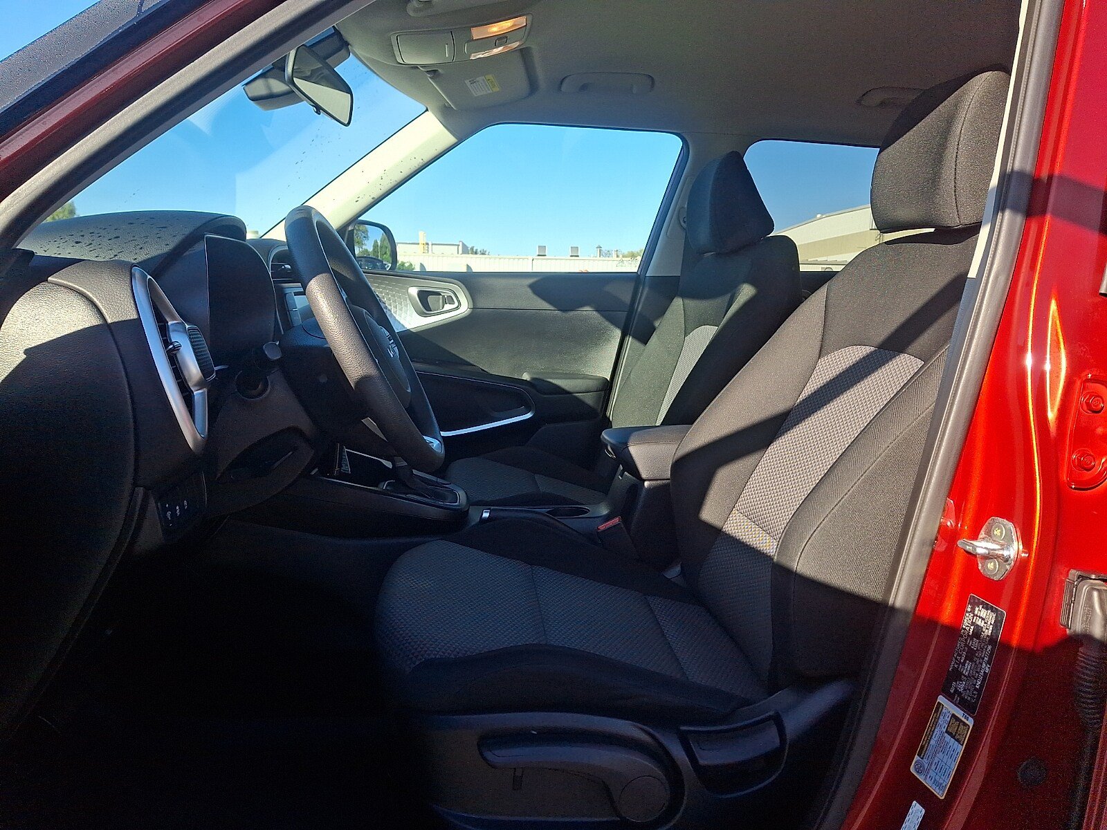 Used 2023 Kia Soul LX w/ LX Technology Package FWD image 13