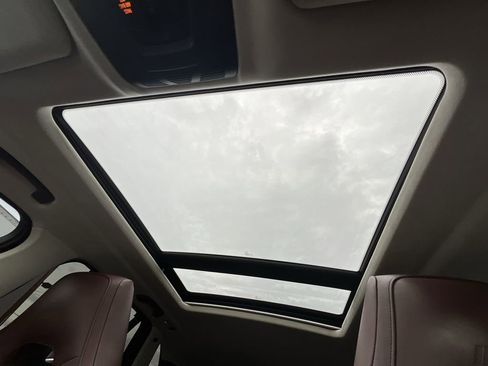 Used 2016 BMW X5 M image 19