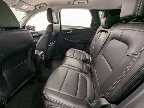 Used 2022 Ford Escape Titanium image 19