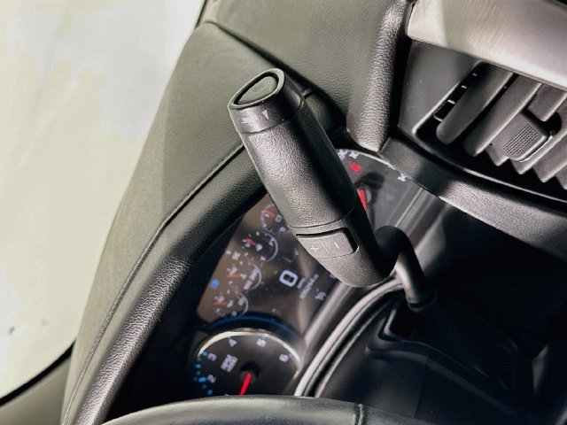 Used 2020 GMC Yukon SLT w/ Graphite Performance Edition RWD image 17