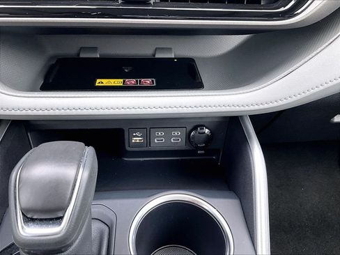 Certified 2026 Toyota Highlander XLE AWD/4WD image 28