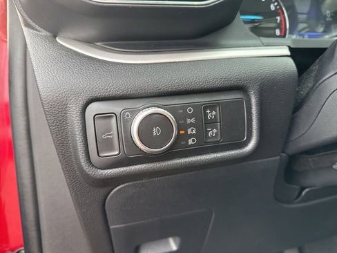 Used 2021 Ford Explorer XLT w/ Equipment Group 202A image 16