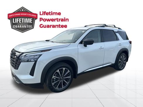New 2026 Nissan Pathfinder Platinum image 3