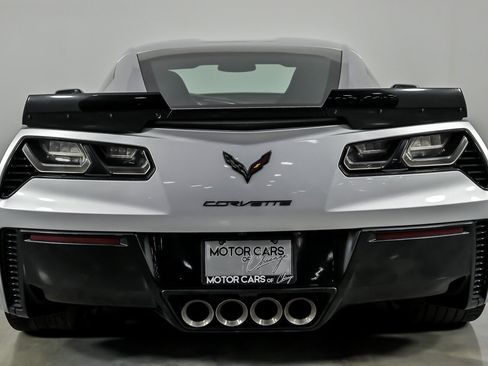 Used 2016 Chevrolet Corvette Z06 w/ 3LZ Preferred Equipment Group RWD image 11