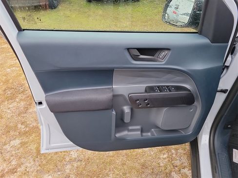 New 2025 Ford Maverick XL w/ Equipment Group 102A image 5