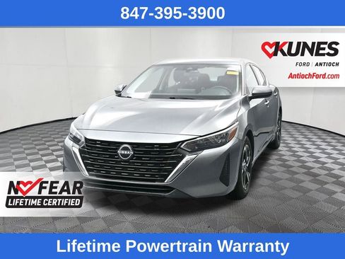 Used 2024 Nissan Sentra SV image 4