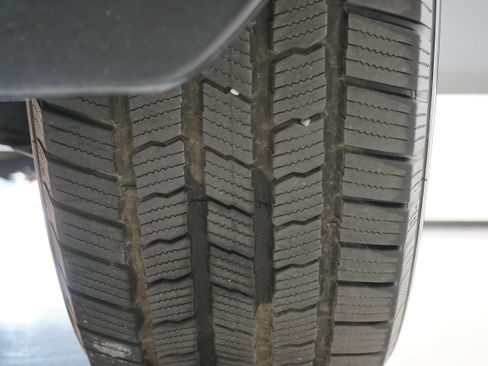 Used 2020 Nissan Armada SL w/ Premium Package image 35