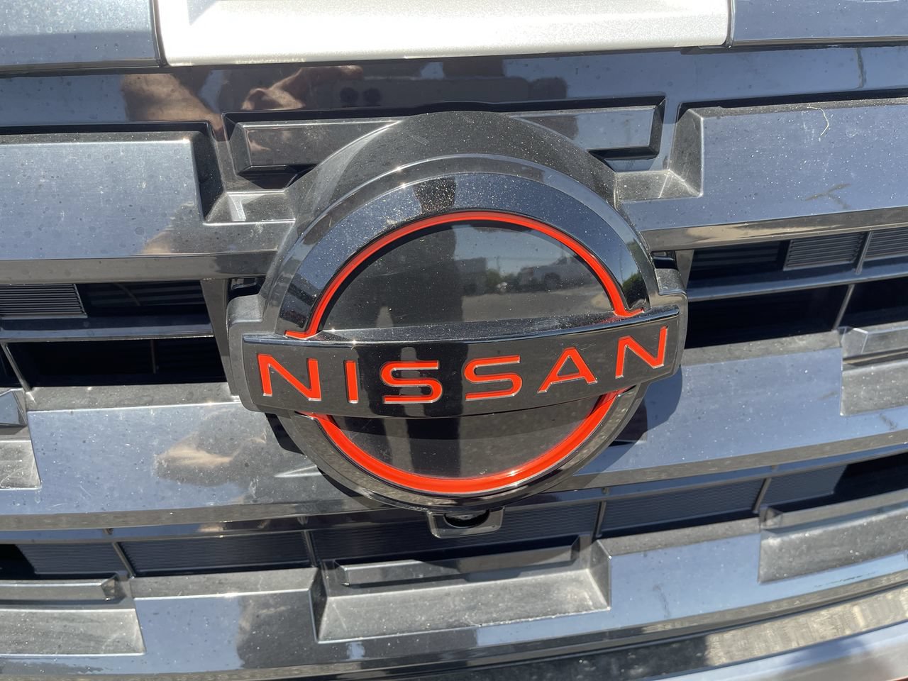Used 2025 Nissan Rogue SV AWD/4WD image 29