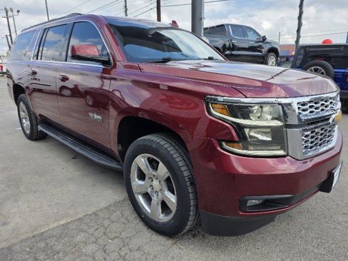 Used 2018 Chevrolet Suburban LT w/ Texas Edition Package image 4
