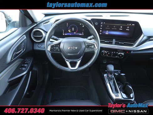 Used 2025 Chevrolet Trax ACTIV w/ Driver Confidence Package image 24