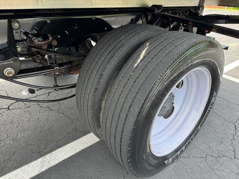 Used 2017 Ford F450 XL w/ Power Equipment Group image 13