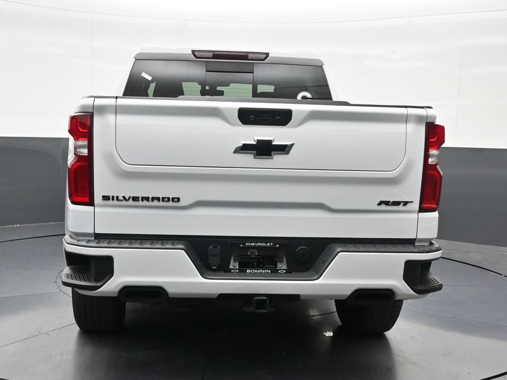 Used 2022 Chevrolet Silverado 1500 RST w/ Redline Edition RWD image 4