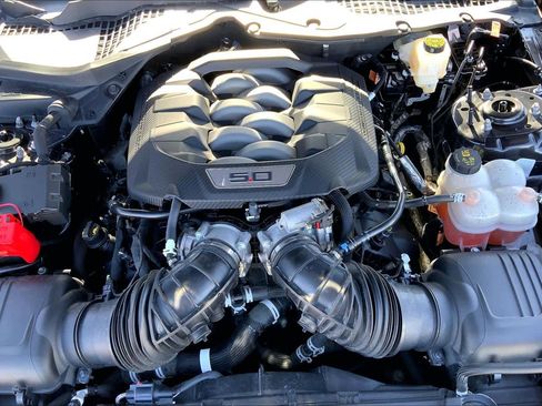 Certified 2024 Ford Mustang GT Premium image 31