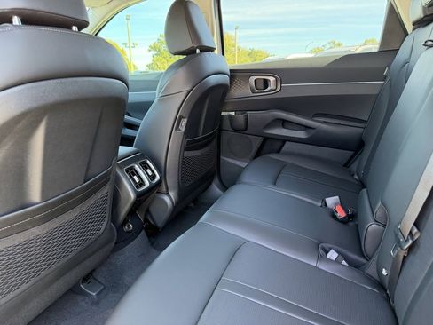 New 2026 Kia Sorento S image 15