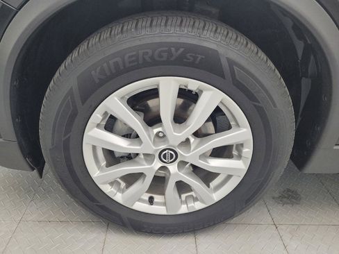 Used 2019 Nissan Rogue SV FWD image 31