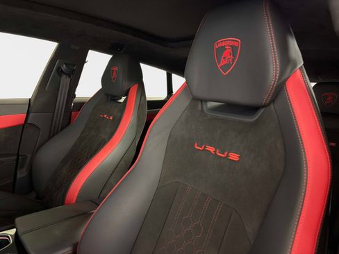 Used 2023 Lamborghini Urus S AWD/4WD image 41