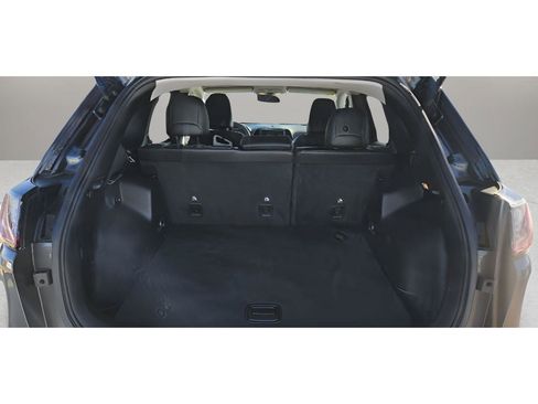 Used 2020 Jeep Cherokee Latitude Plus image 32