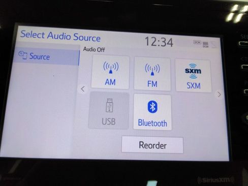 Used 2024 Toyota Camry SE image 22