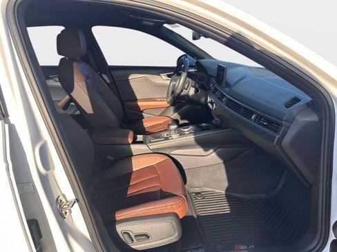 Used 2018 Audi A4 2.0T Ultra Premium w/ Convenience Package image 8