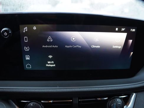 Certified 2024 Buick Envista Preferred w/ Convenience I Package image 5