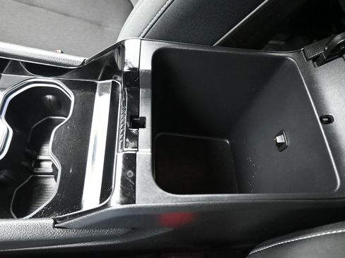 Used 2023 Jeep Grand Cherokee L Laredo image 27