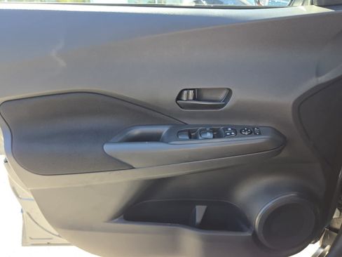 Used 2025 Nissan Kicks Play S FWD image 15