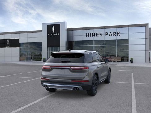 New 2026 Lincoln Corsair Reserve image 8