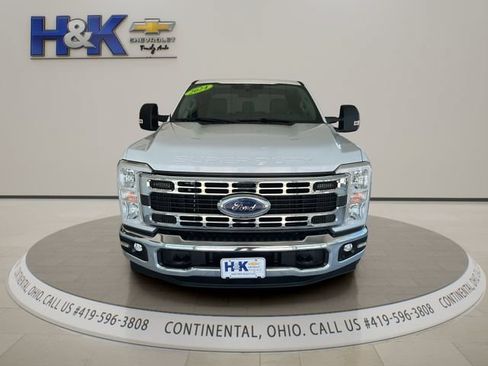 Used 2024 Ford F250 XLT AWD/4WD image 2