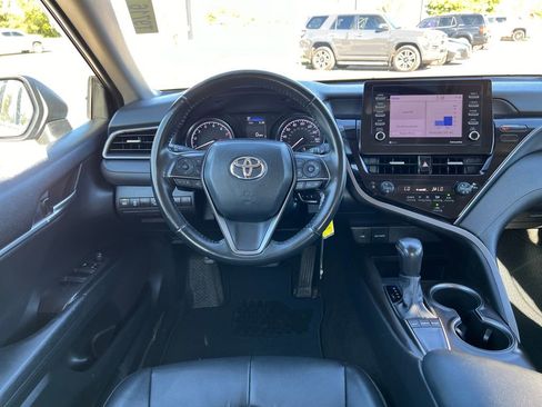 Used 2023 Toyota Camry SE image 14