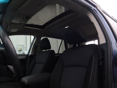 Used 2018 Subaru Outback 2.5i Premium image 56