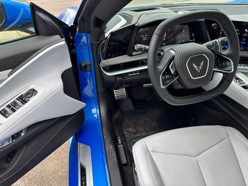 Used 2026 Chevrolet Corvette Stingray Preferred Conv w/ 2LT RWD image 9