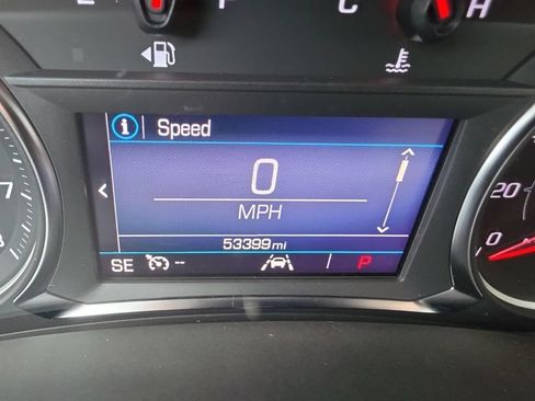 Certified 2023 GMC Terrain SLE w/ Driver Convenience Package AWD/4WD image 9