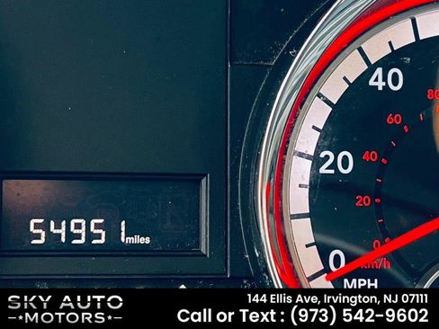 Used 2014 Dodge Grand Caravan SXT image 19