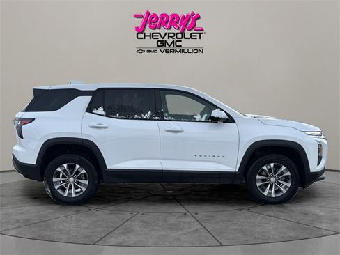 Used 2025 Chevrolet Equinox LT image 17