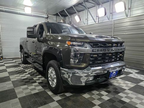 Used 2022 Chevrolet Silverado 3500 LT w/ All Star Edition AWD/4WD image 4