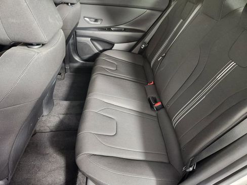 Used 2023 Hyundai Elantra SEL w/ Convenience Package FWD image 30